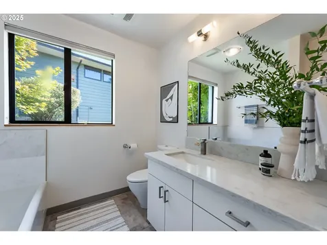4486 SW Washouga Avenue Portland OR 97239
