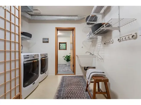 4486 SW Washouga Avenue Portland OR 97239