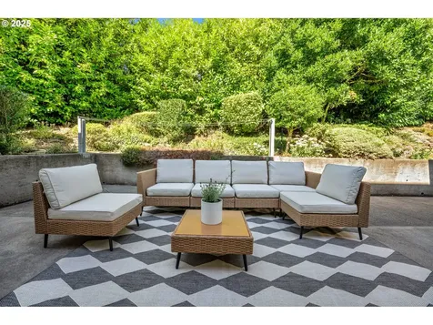 4486 SW Washouga Avenue Portland OR 97239