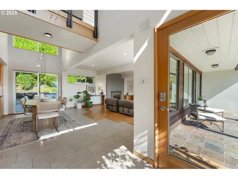 4486 SW Washouga Avenue Portland OR 97239