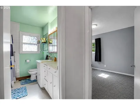 2918 SE 143rd Avenue Portland OR 97236