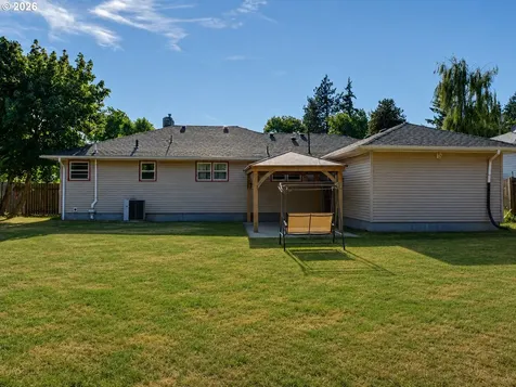 2918 SE 143rd Avenue Portland OR 97236