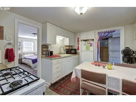 2618 E 27th Street Vancouver WA 98661