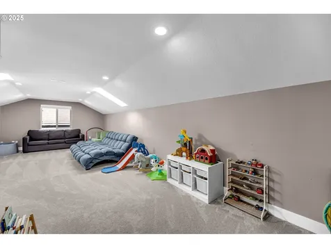 2217 NW 110th Circle Vancouver WA 98685