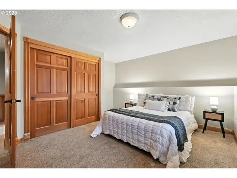 31801 SE 13th Circle Washougal WA 98671