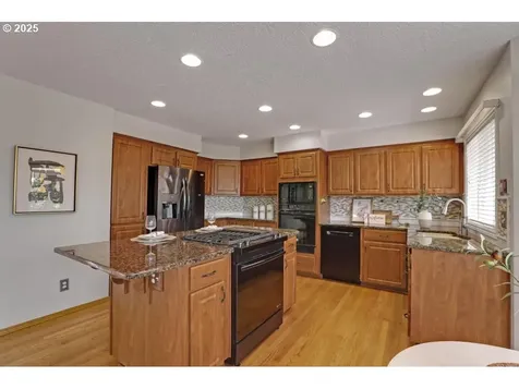4017 SW 18th Court Gresham OR 97080