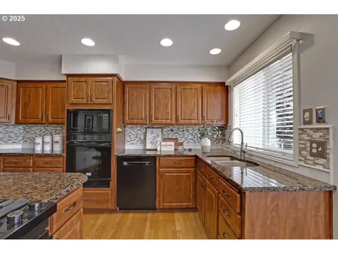4017 SW 18th Court Gresham OR 97080