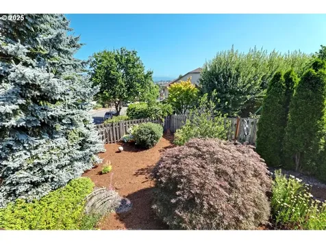 4017 SW 18th Court Gresham OR 97080