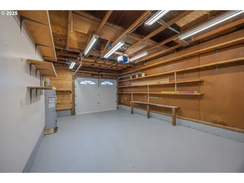 1660 34th Street Florence OR 97439