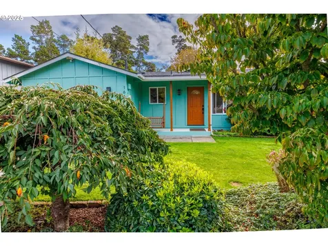 1660 34th Street Florence OR 97439