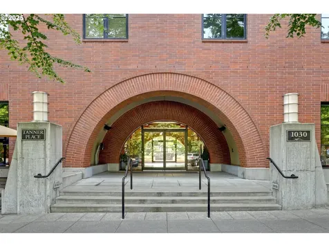 1030 NW Johnson Street Portland OR 97209