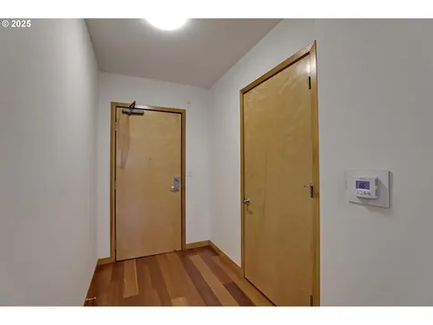 1030 NW Johnson Street Portland OR 97209