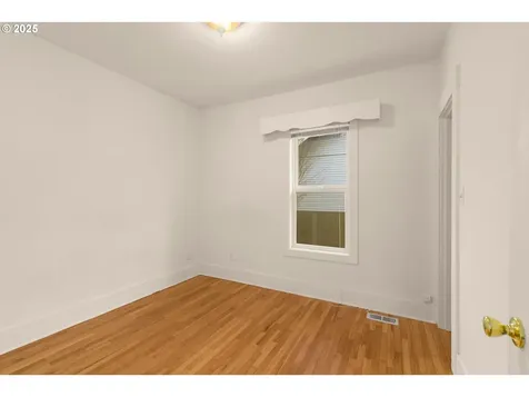 3753 SE Harrison Street Portland OR 97214