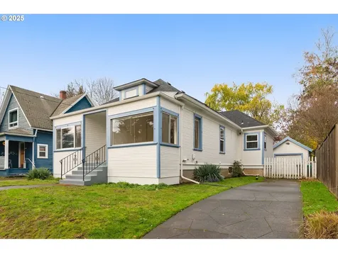 3753 SE Harrison Street Portland OR 97214