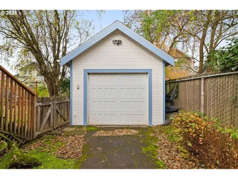 3753 SE Harrison Street Portland OR 97214
