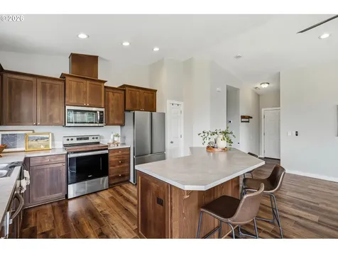 321 Helens Lane Washougal WA 98671