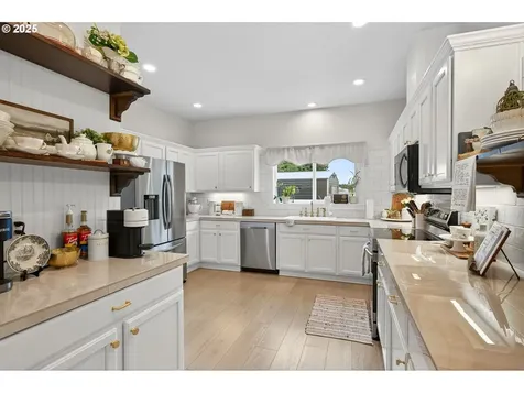 22194 S Beavercreek Road Beavercreek OR 97004