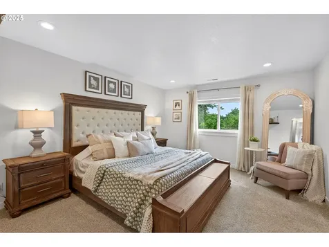 22194 S Beavercreek Road Beavercreek OR 97004