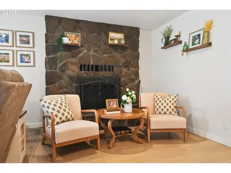 22194 S Beavercreek Road Beavercreek OR 97004