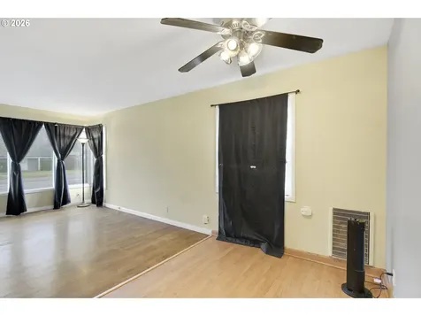 106 N Lieser Road Vancouver WA 98664