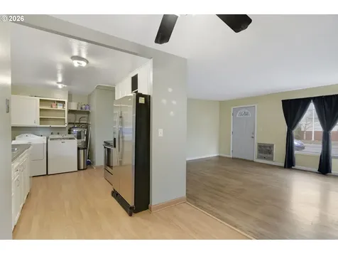 106 N Lieser Road Vancouver WA 98664