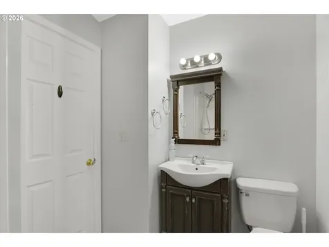 106 N Lieser Road Vancouver WA 98664