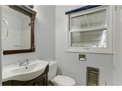 106 N Lieser Road Vancouver WA 98664
