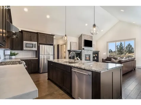 16648 SW Caballaro Court Powell Butte OR 97753