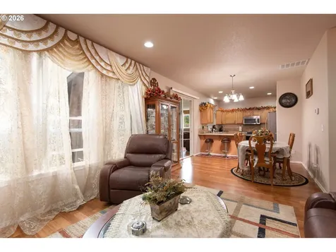 20721 NE Halsey Street Fairview OR 97024