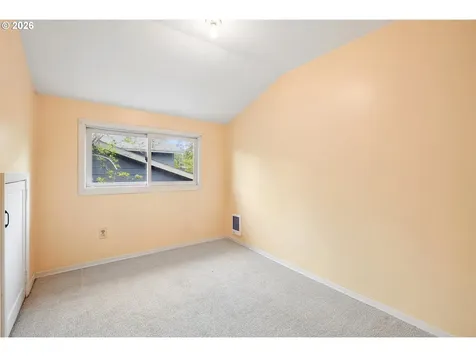 7904 SE Taylor Street Portland OR 97215