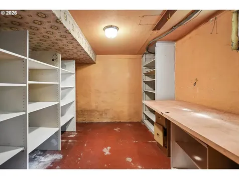 7904 SE Taylor Street Portland OR 97215