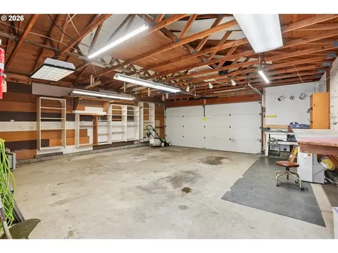 7904 SE Taylor Street Portland OR 97215