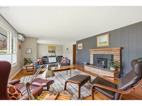 2530 Sharon Way Eugene OR 97401