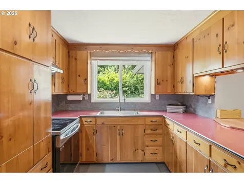 2530 Sharon Way Eugene OR 97401