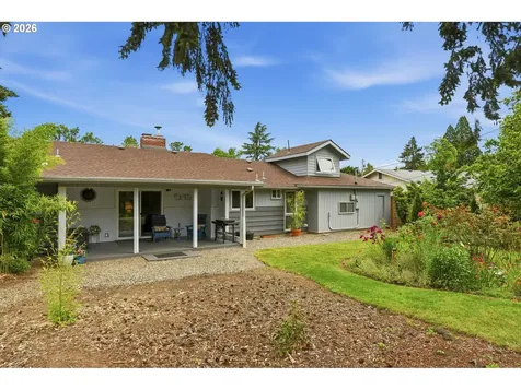 2530 Sharon Way Eugene OR 97401