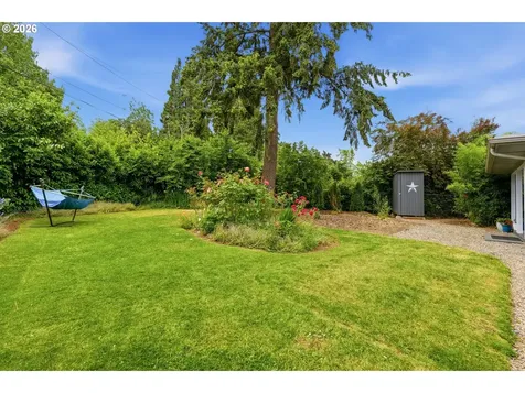 2530 Sharon Way Eugene OR 97401