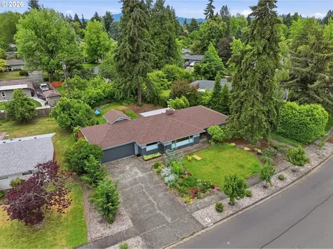 2530 Sharon Way Eugene OR 97401
