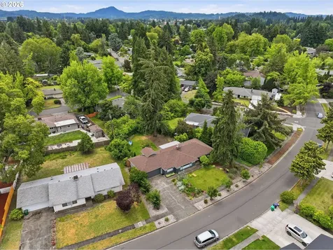 2530 Sharon Way Eugene OR 97401
