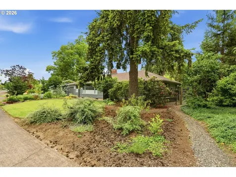 2530 Sharon Way Eugene OR 97401