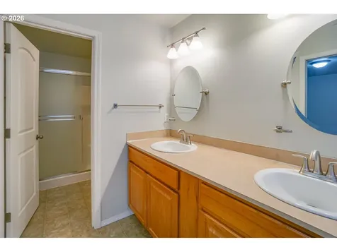 9819 NE 86th Street Vancouver WA 98662