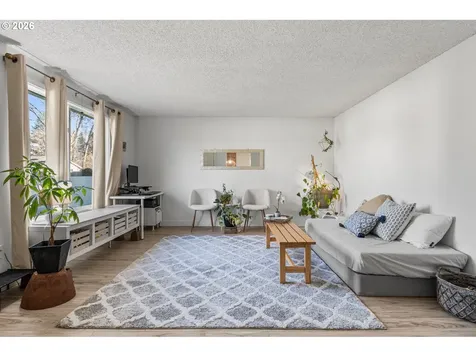 12919 NE 42nd Street Vancouver WA 98682