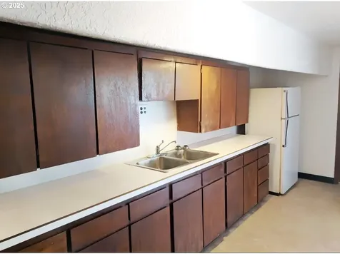 675 SE Keel Avenue Lincoln City OR 97367