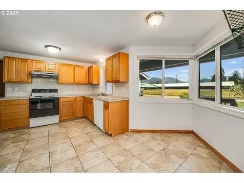 3780 Baumgartner Road Tillamook OR 97141