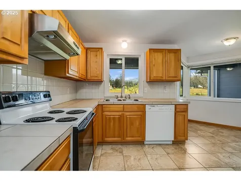 3780 Baumgartner Road Tillamook OR 97141