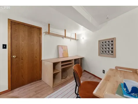 9707 N Van Houten Avenue Portland OR 97203
