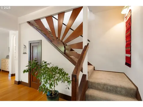 2375 Madison Street Eugene OR 97405