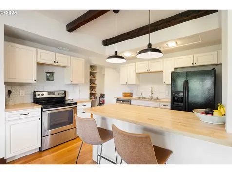 2375 Madison Street Eugene OR 97405