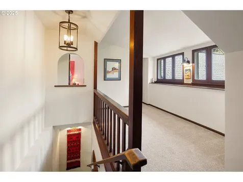 2375 Madison Street Eugene OR 97405