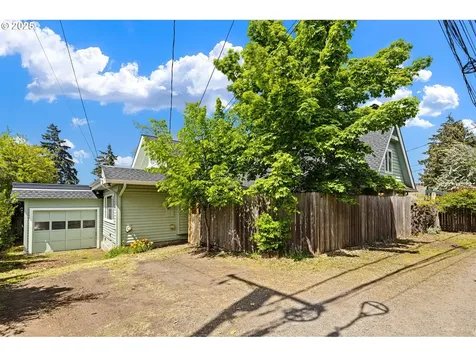 2375 Madison Street Eugene OR 97405