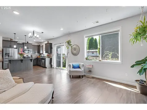 1005 S Nectarine Street Cornelius OR 97113
